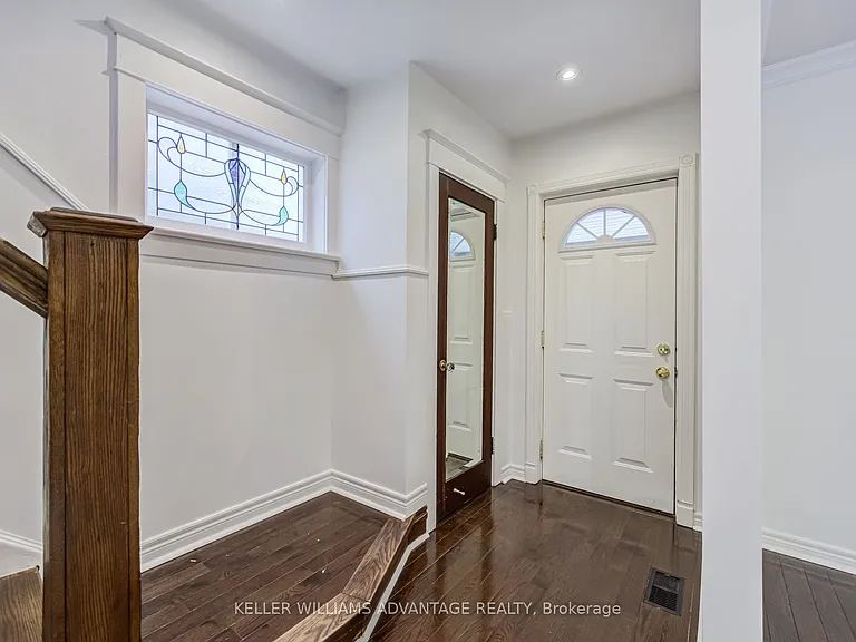 38 Hopedale Ave — Photo 24