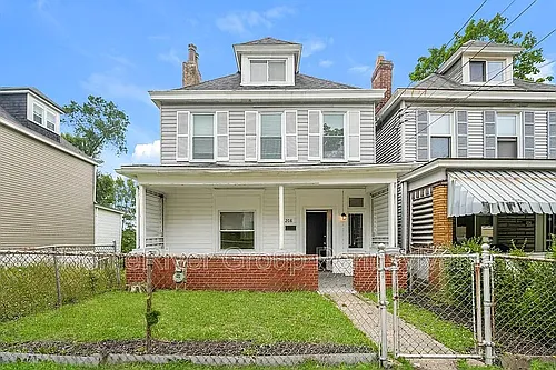 208 Sylvania Ave Photo 1