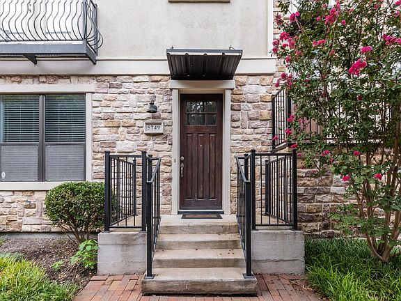 2nd image of 5749 Lois Ln