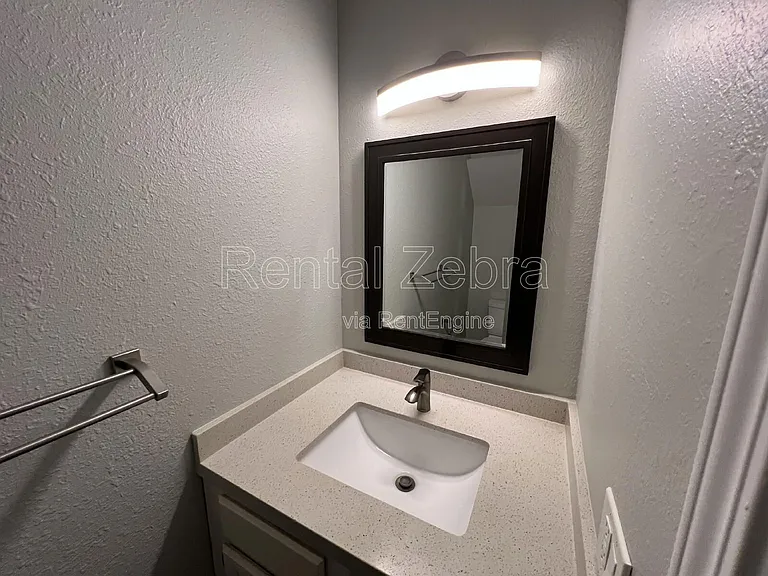 141 W Agua Caliente Rd #D — Photo 23