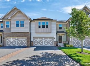 18 Winfield Dr UNIT 802, Woodcliff Lake, NJ 07677
