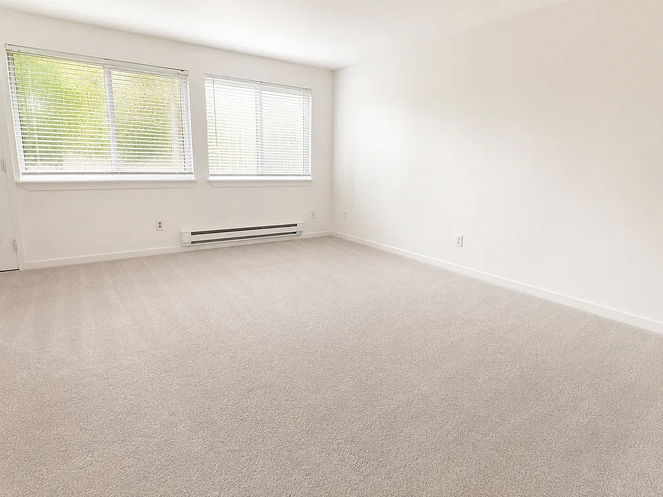 10007 17th Pl S #3
