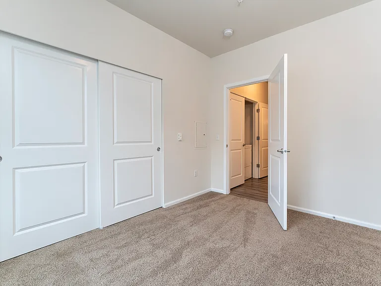 1x1 Standard 763 Sq Ft 1x1 Standard 763 Sq Ft
