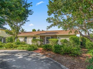 271 NW 8th St, Boca Raton, FL 33432