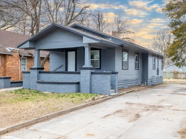 831 S Dodge Ave, Wichita, KS 67213