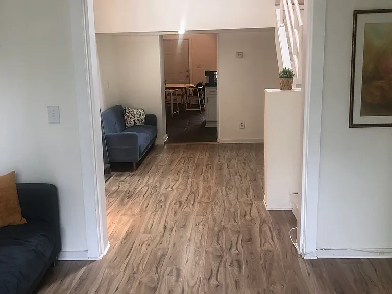 2643 N Mildred Ave #2 — Photo 5