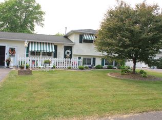 21 Francine Dr, Rochester, NY 14606