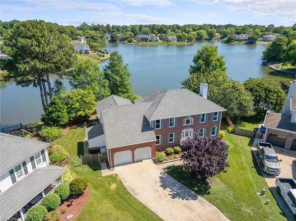 1217 Cogliandro Dr, Chesapeake, VA 23320