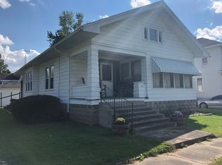 401 W 6th St, Mount Carmel, IL 62863