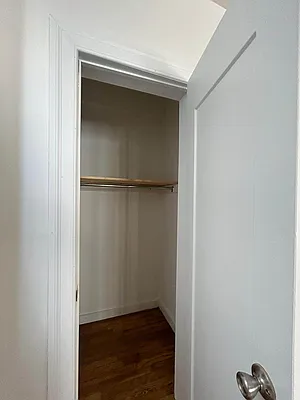 Rented by Lang Realty LLC | media 10