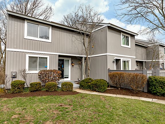2nd image of 143 Twin Lakes Dr