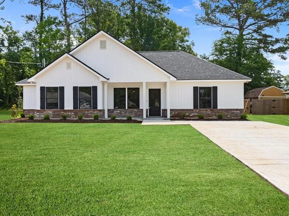 14297 Lindsay Dr, Hammond, LA 70403