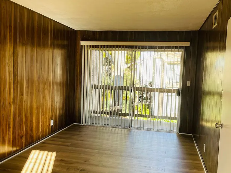 1214 Llama Ct — Photo 21