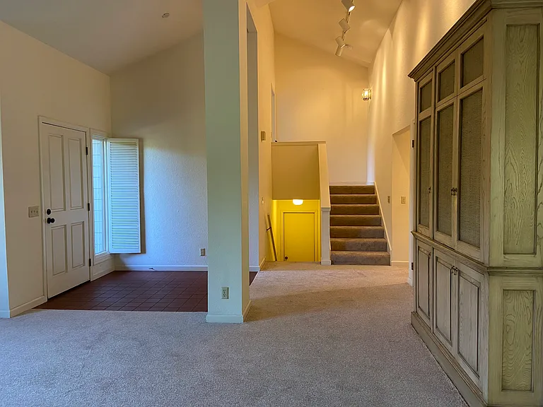 104 White Oaks Ln — Photo 11