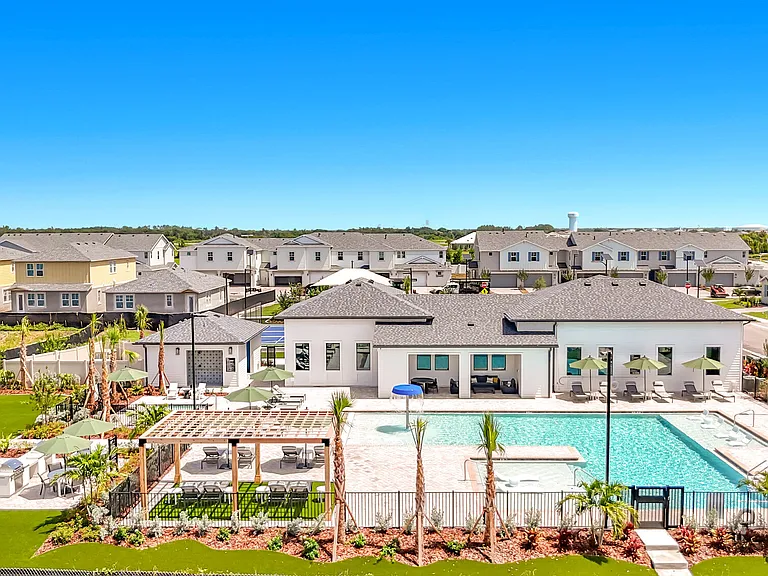 BB Living at Lakewood Ranch — Photo 6