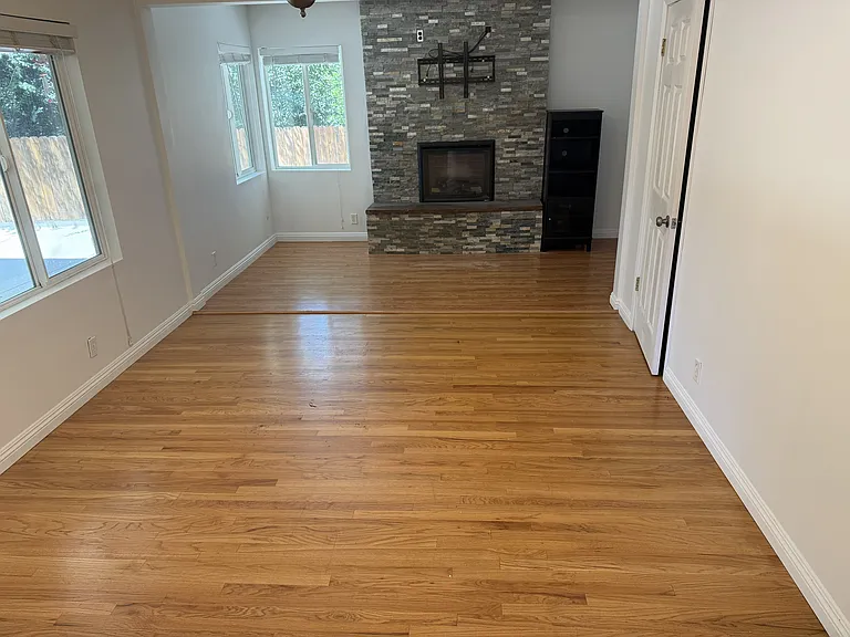 4623 Lowell Ave — Photo 15