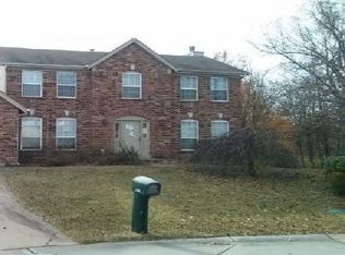 1339 Magnolia Manor Ct, Saint Charles, MO 63303