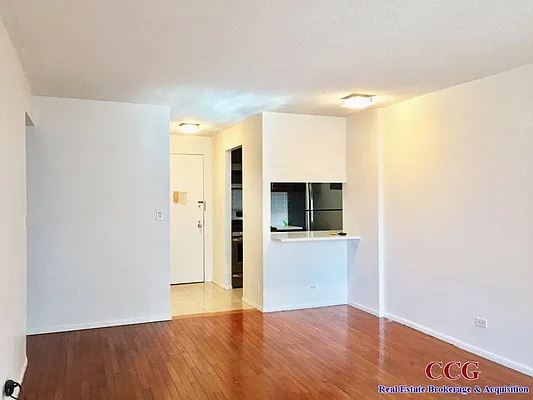 Rented by CCG Real Estate Brokerage | media 3