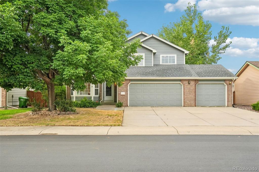 2215 Sweetwater Creek Drive