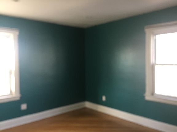3rd image of 9402 Vanderveer St