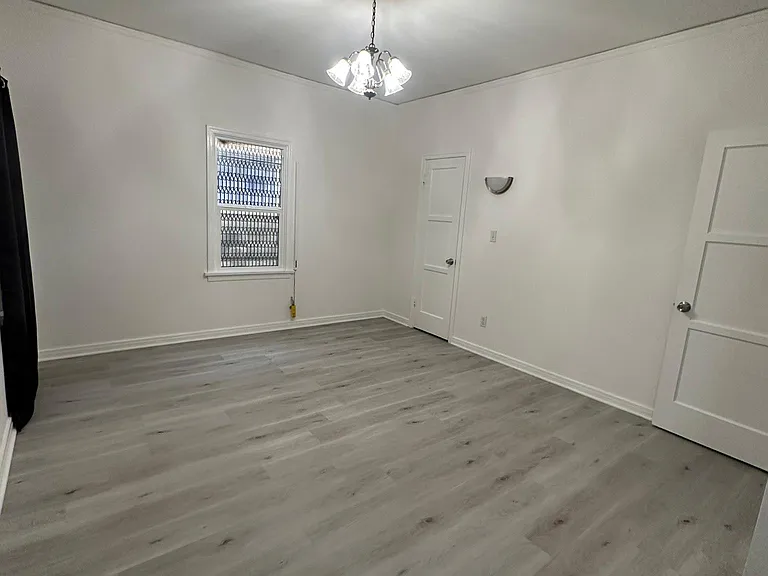 1631 S Highland Ave — Photo 8