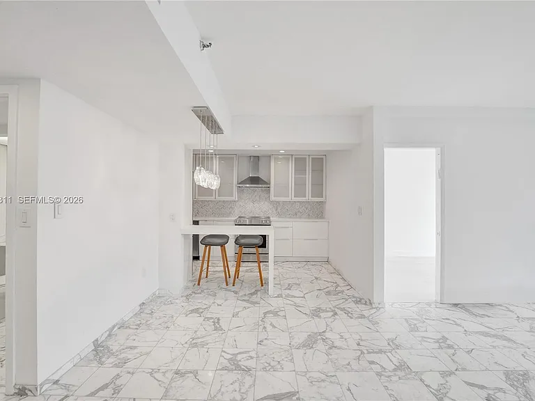 19707 Turnberry Way #16C — Photo 18