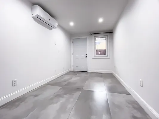 Rented by Highline Residential | media 8