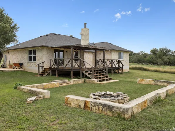 275 starview, Fredericksburg, TX 78624