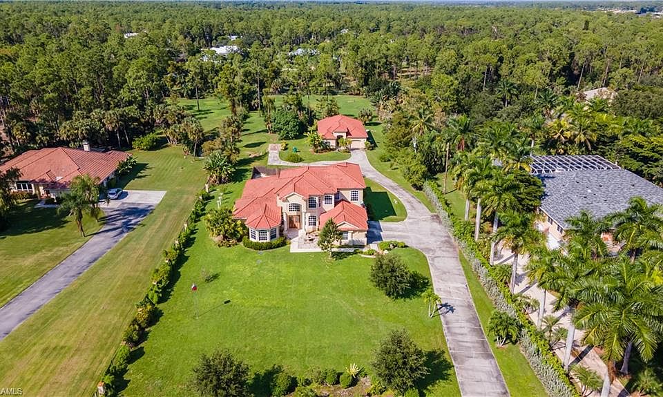 1st image of 5811 Shady Oaks Ln