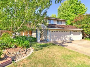 15 Black River Ct, Sacramento, CA