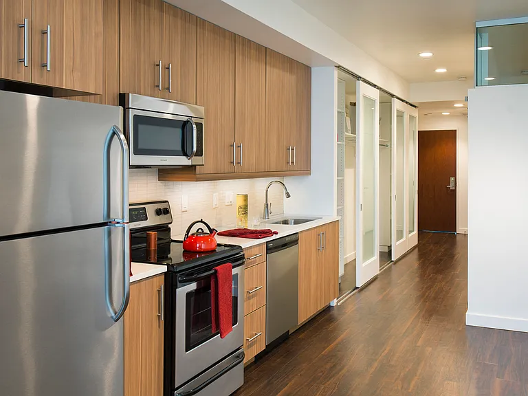 The Residences at Fillmore Plaza — Photo 9