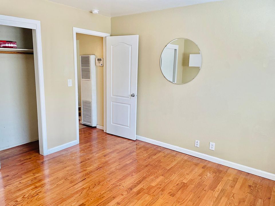 1st image of 821 Nevin Way #1