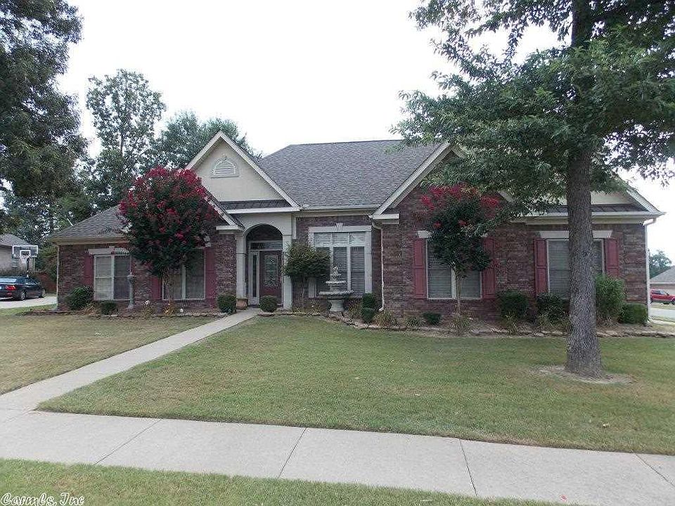 1st image of 2826 Pinehurst Dr