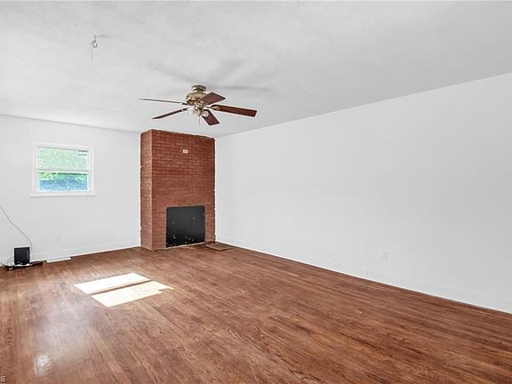 5th image of 527 Wood Heirs Dr