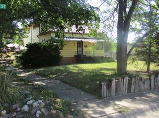 721 N Oak St, Gordon, NE 69343