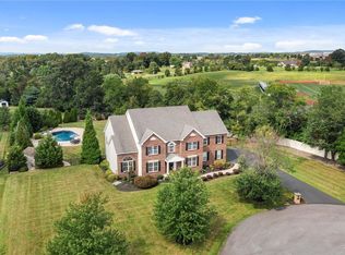 112 Pichelman Rd, Royersford, PA 19468