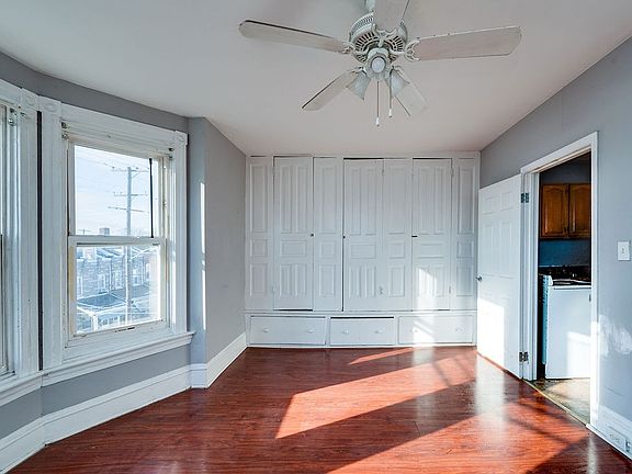 5th image of 417 W Oley St APT 5