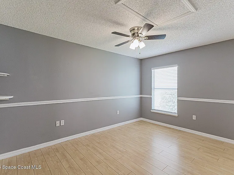 1733 La Maderia Dr SW — Photo 15