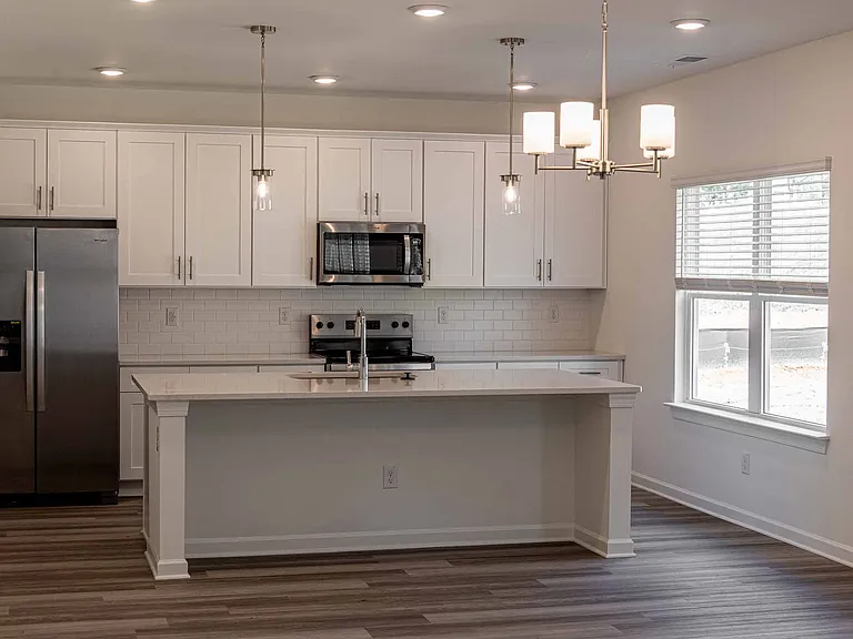 3318 Pepperpike Ct — Photo 6