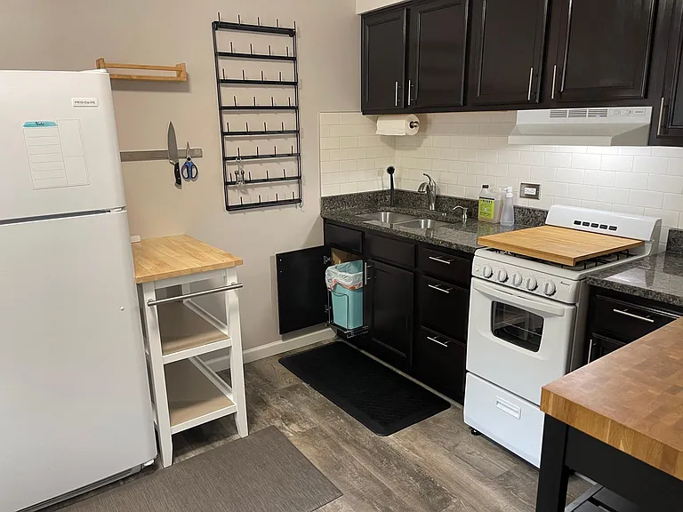 unit B kitchen