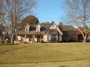 4229 Sunny Meadows Rd, Memphis, TN 38135