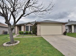 8763 Gray Fox Ct, Fort Worth, TX 76123
