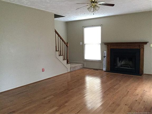 2nd image of 3921 Colorado Dr
