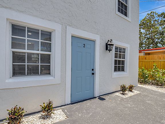 2nd image of 4712 Garden Ave #2
