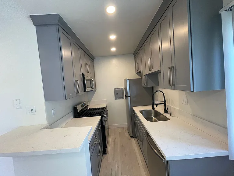 pac126 — Photo 6