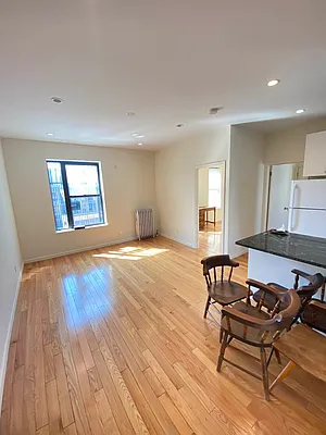 Rented by Level Group | media 26