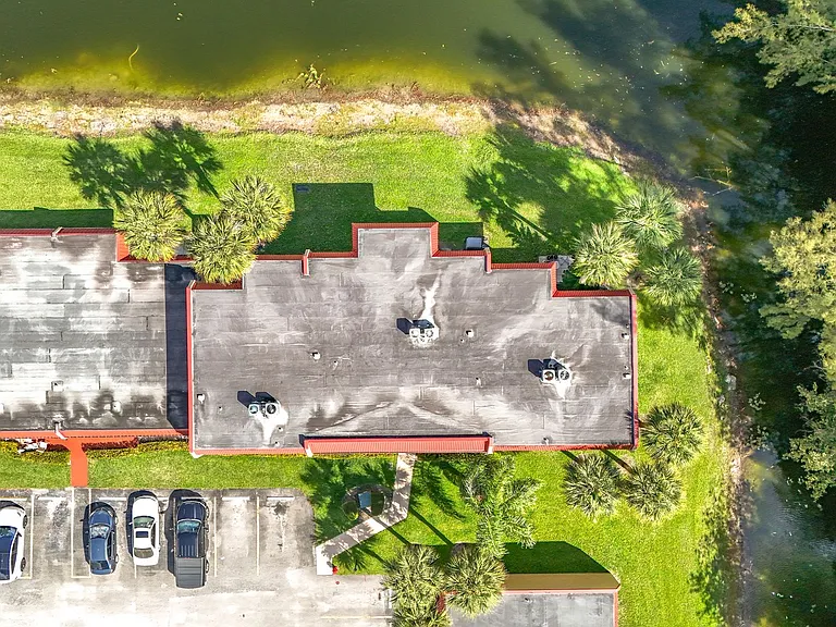 235 Lake Dora Dr — Photo 10