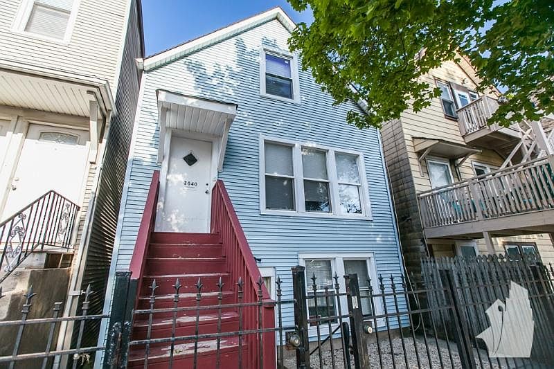 1st image of 3040 N California Ave #B