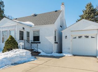 311 E 3rd St, Dundee, IL
