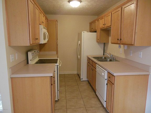 3rd image of 12400 Brothers Ave #1